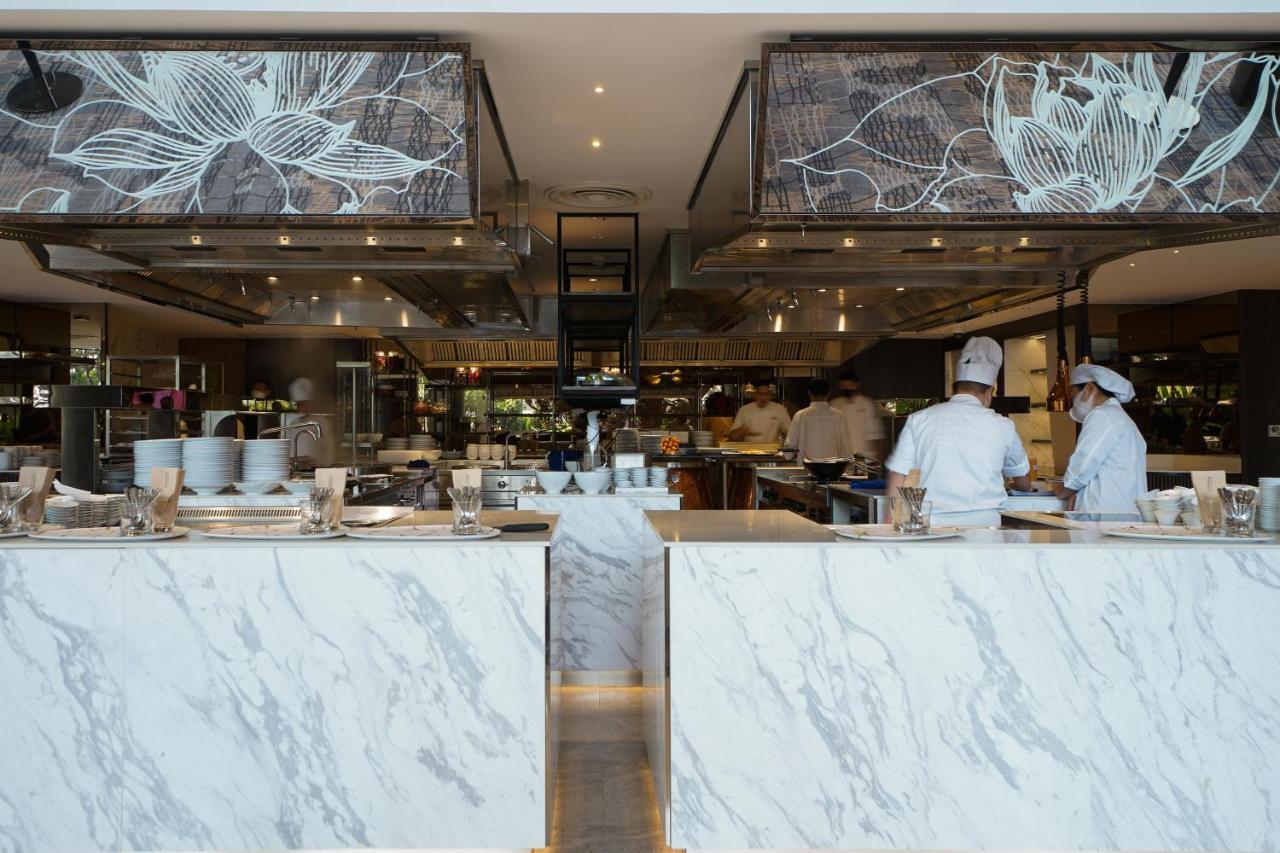Chatrium Grand กรุงเทพมหานคร ภายนอก รูปภาพ The kitchen at the restaurant